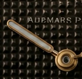 Tapisserie dial